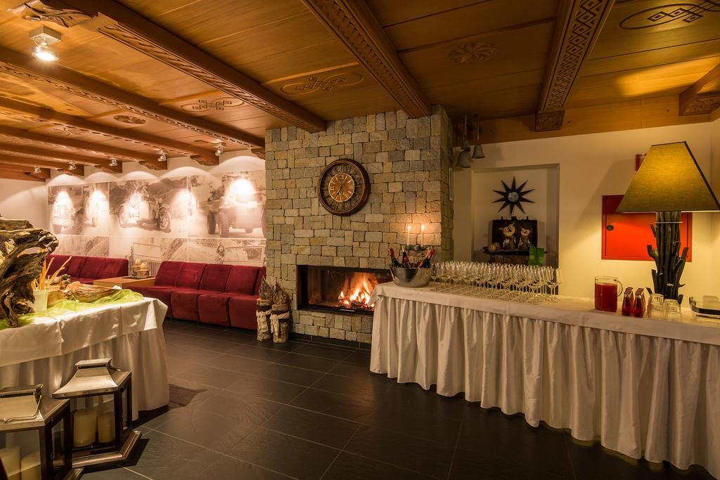 Hotel Rezia La Villa  Exteriér fotografie