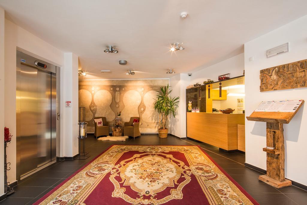 Hotel Rezia La Villa  Exteriér fotografie
