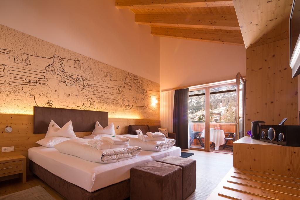 Hotel Rezia La Villa  Pokoj fotografie